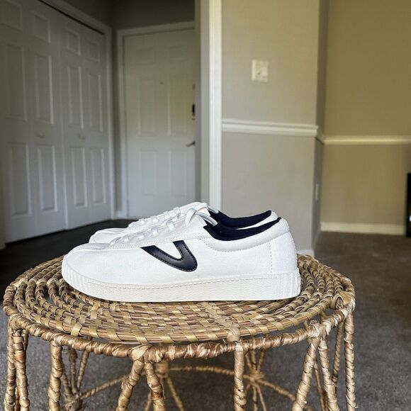 Tretorn Womens NYLITE PLUS CANVAS NAVY BLUE/WHITE Sneaker US Sz 9 NWOT - Picture 1 of 11